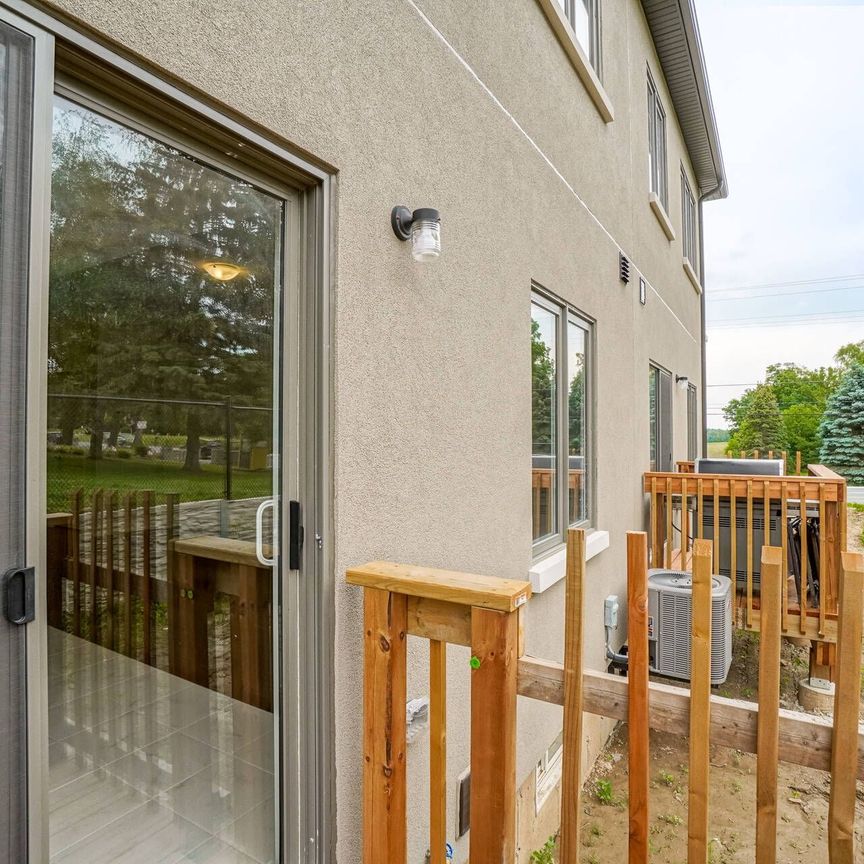 For Lease - 515 Garner Road Unit# 2, Hamilton, Ontario - Photo 1