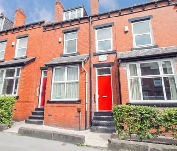 Hessle Terrace, Leeds - Photo 1