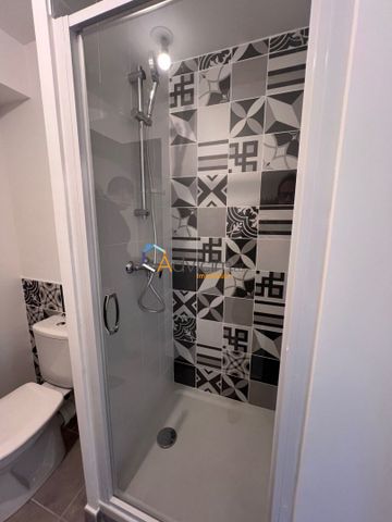 F 1 RECENT de 30.70 M² avec TERRASSE - Photo 5