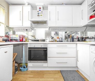 Summerhill Way, Mitcham, CR4 2NL - Photo 5