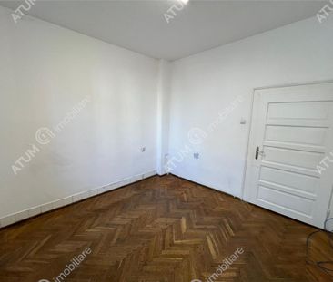 Casa individuala 3 camere garaj si teren 200 mp Calea Dumbra - Fotografie 1