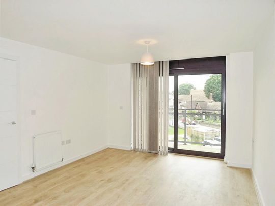 2 bedroom flat to rent - Photo 1