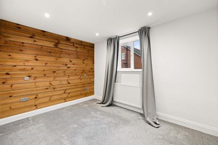 2 bedroom ground floor flat to rent - Photo 3