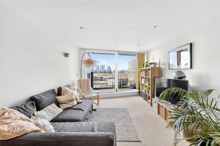 Western Gateway, London, E16 1AQ - Photo 4