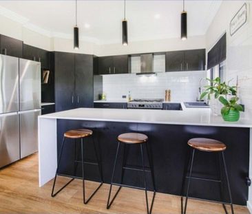 Upper Coomera - Photo 3