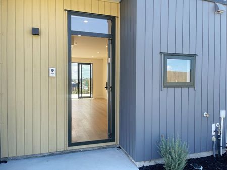 NEWLY BUILT Two bedroom home in Westgate - Photo 4