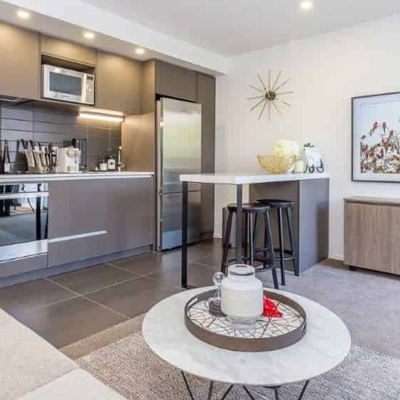 Luxury Furnished Apartment with One Secure Carpark - Photo 1