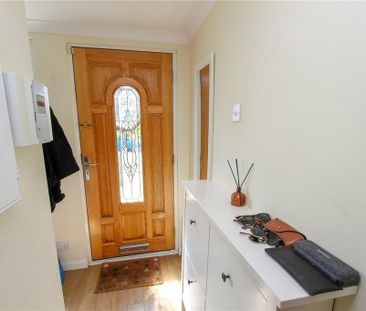 3 bedroom end of terrace house to rent - Photo 6