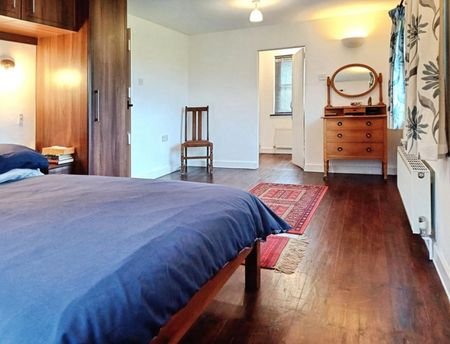 4 bedroom House To Let Total Size: 1809 SQ FT - Photo 4