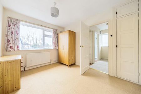 2 bedroom semi-detached house to rent - Photo 5