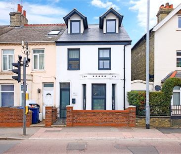 Well presented 1 bedroom apartment to rent within walking distance ... - Photo 2