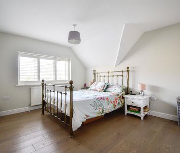 4 bedroom detached house to rent - Photo 5