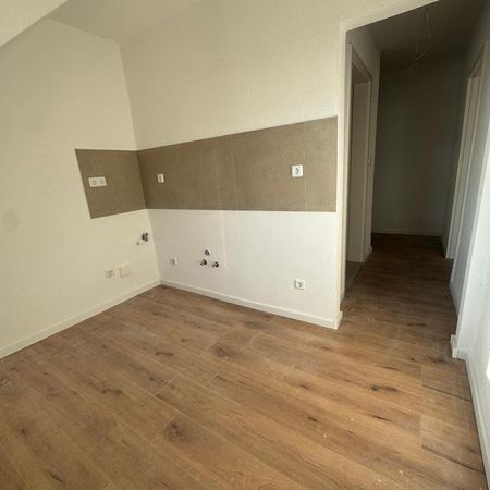 Frisch sanierte 2 ZKB-Wohnung - Foto 4