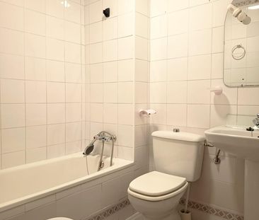 Piso de alquiler en Pino Montano - Consolación - Photo 6