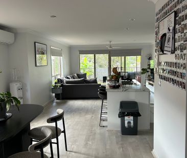 Upper Coomera - Photo 2