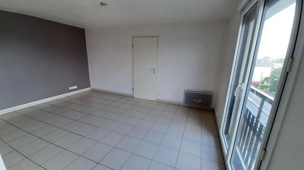 location Appartement T2 DE 39.3m² À ATHIS MONS - Photo 1