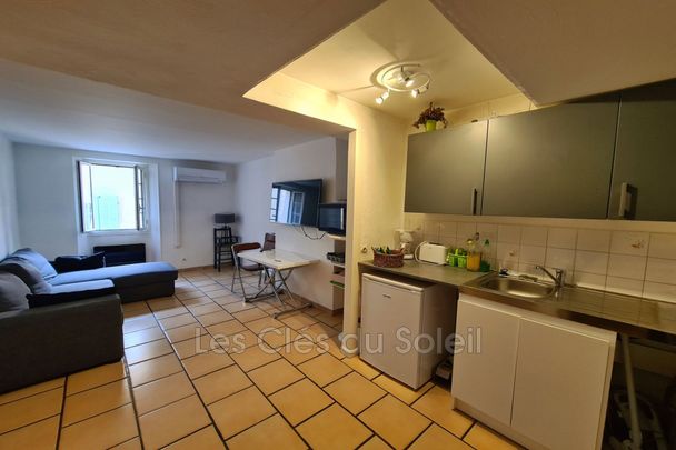 Location Appartement 2 pièces 37m² BANDOL 83150 - Photo 1