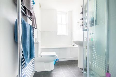 5 bedroom apartment to rent - Photo 5