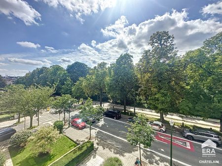 EUROPESE WIJK in ETTERBEEK – Prachtig volledig gerenoveerd g - Photo 3