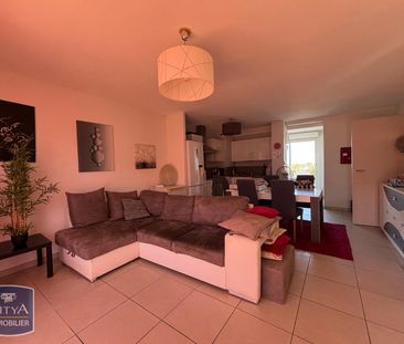 Location Appartement 4 pièces 79m² BOUJAN SUR LIBRON 34760 - Photo 2