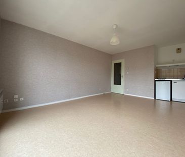 Location Appartement 1 pièce 26m² BESANCON 25000 - Photo 2