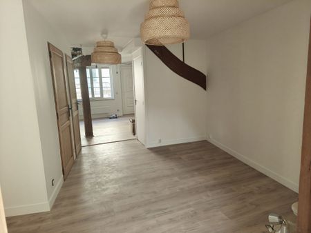 Maison de village 91 m² - 4 Pièces - Courville-Sur-Eure - Photo 3