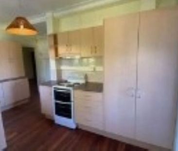 Charming 1-Bedroom Granny Flat with Garden Outlook & Modern Comforts - Photo 4