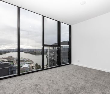 Lake View Luxury Two-Bedroom Apartment in the Heart of Belconnen - Photo 3