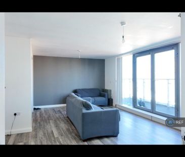 2 bedroom penthouse to rent - Photo 2