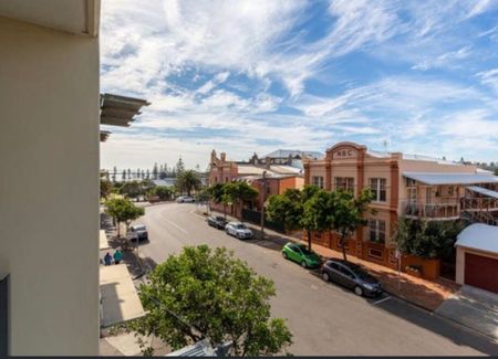 Newcastle East - Photo 5