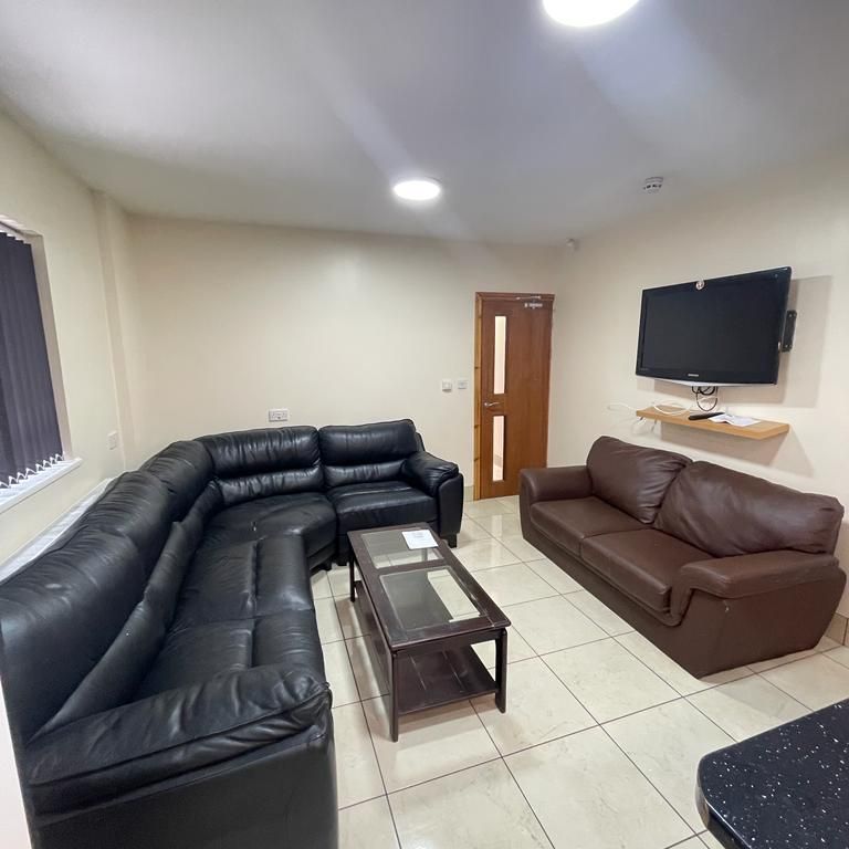 Dawlish Road Room 2 - Photo 1