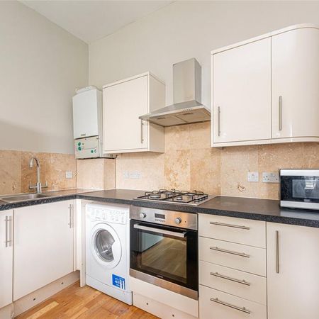 2 bedroom apartment to rent - Photo 3