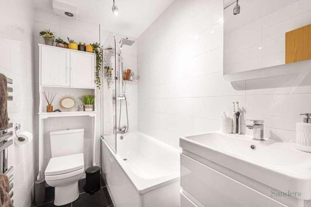 Highbury New Park, Highbury, London, N5 - Photo 1