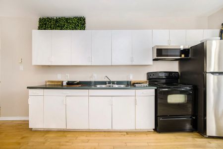 For Lease - 22 Maple Avenue, Smiths Falls, Ontario - Photo 5