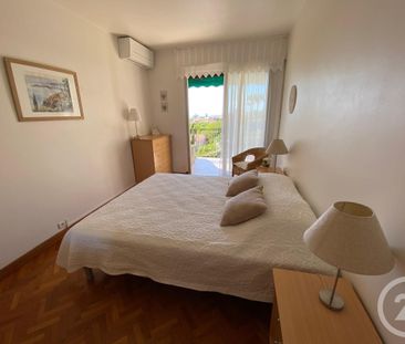 Location Appartement 2 pièces 50m² VILLEFRANCHE SUR MER 06230 - Photo 2