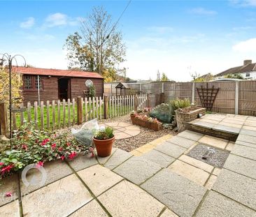 4 bedroom semi-detached house to rent - Photo 1