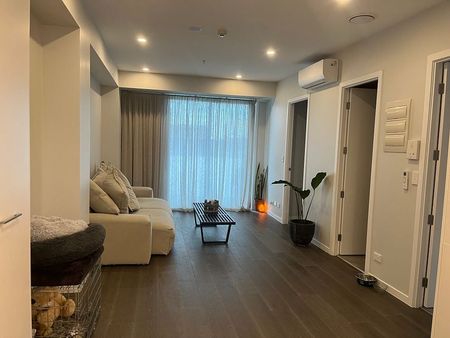 New modern & sunny 2brm apartment in One Enfield - Photo 3
