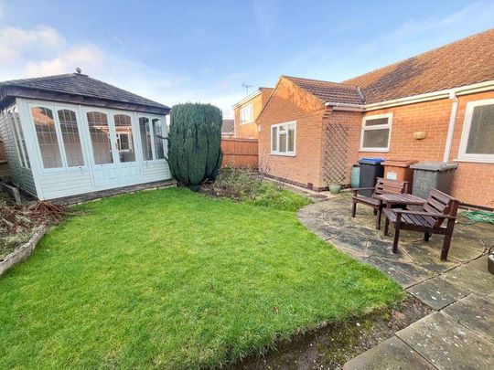 Lychgate Close, Burbage, Hinckley, Leicestershire, LE10 - Photo 1