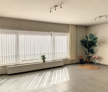 Appartement te huur in Ieper voor € 650 met 2 slaapkamers - Photo 6