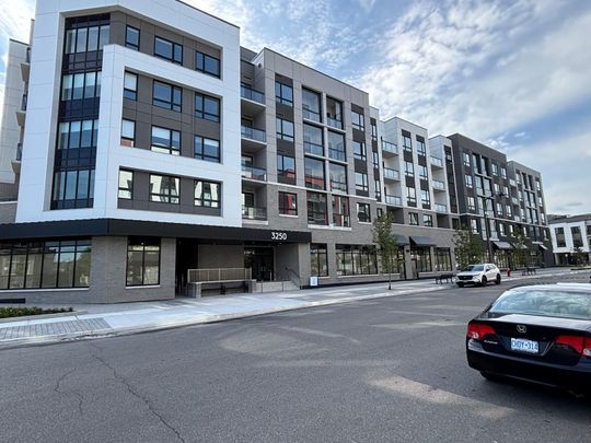 For Lease - 3250 Carding Mill Trail Unit# 112, Oakville, Ontario - Photo 1