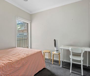 LOW MAINTENANCE LIVING CLOSE TO LAKE WEEROONA - Photo 2