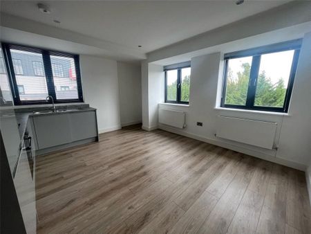 1 bedroom flat to rent - Photo 4