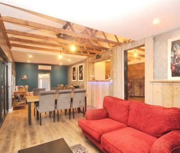 2 bedroom bungalow to rent - Photo 1