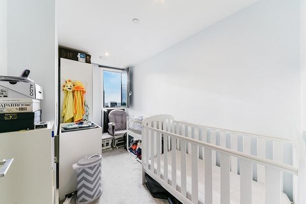 3 bedroom flat to rent - Photo 1