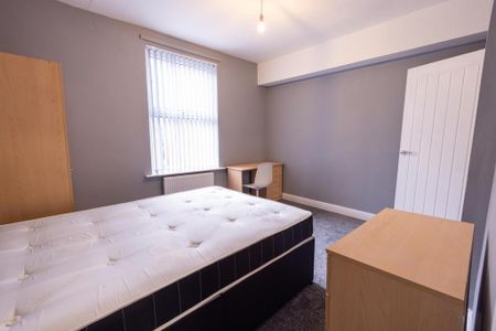 4 bedroom house to rent - Photo 4