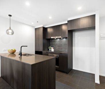 Contemporary living in the heart of Woden - Photo 1