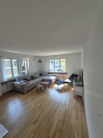 3 ZI-WOHNUNG IN SOLOTHURN, MÖBLIERT, TEMPORÄR - Photo 2