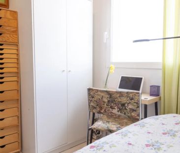 Room in a shared 4-bedroom apartment for rent in Moscardó, Madrid (... - Photo 4