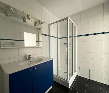 Location Appartement 2 pièces 59m² - Photo 6