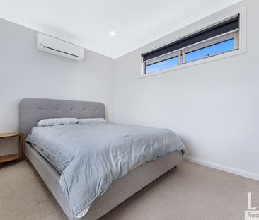 2/21 Kurrajong Avenue, Glen Waverley VIC 3150 - Townhouse For Rent ... - Photo 5